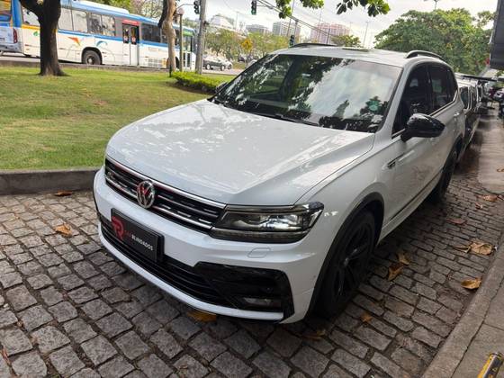 VOLKSWAGEN TIGUAN 2.0 350 TSI GASOLINA ALLSPACE R-LINE 4MOTION DSG VOLKSWAGEN TIGUAN 2.0 350 TSI GASOLINA ALLSPACE R-LINE 4MOTION DSG